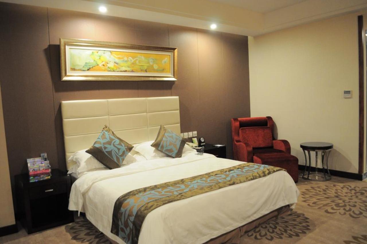 מלון Ramada Linyi North מראה חיצוני תמונה