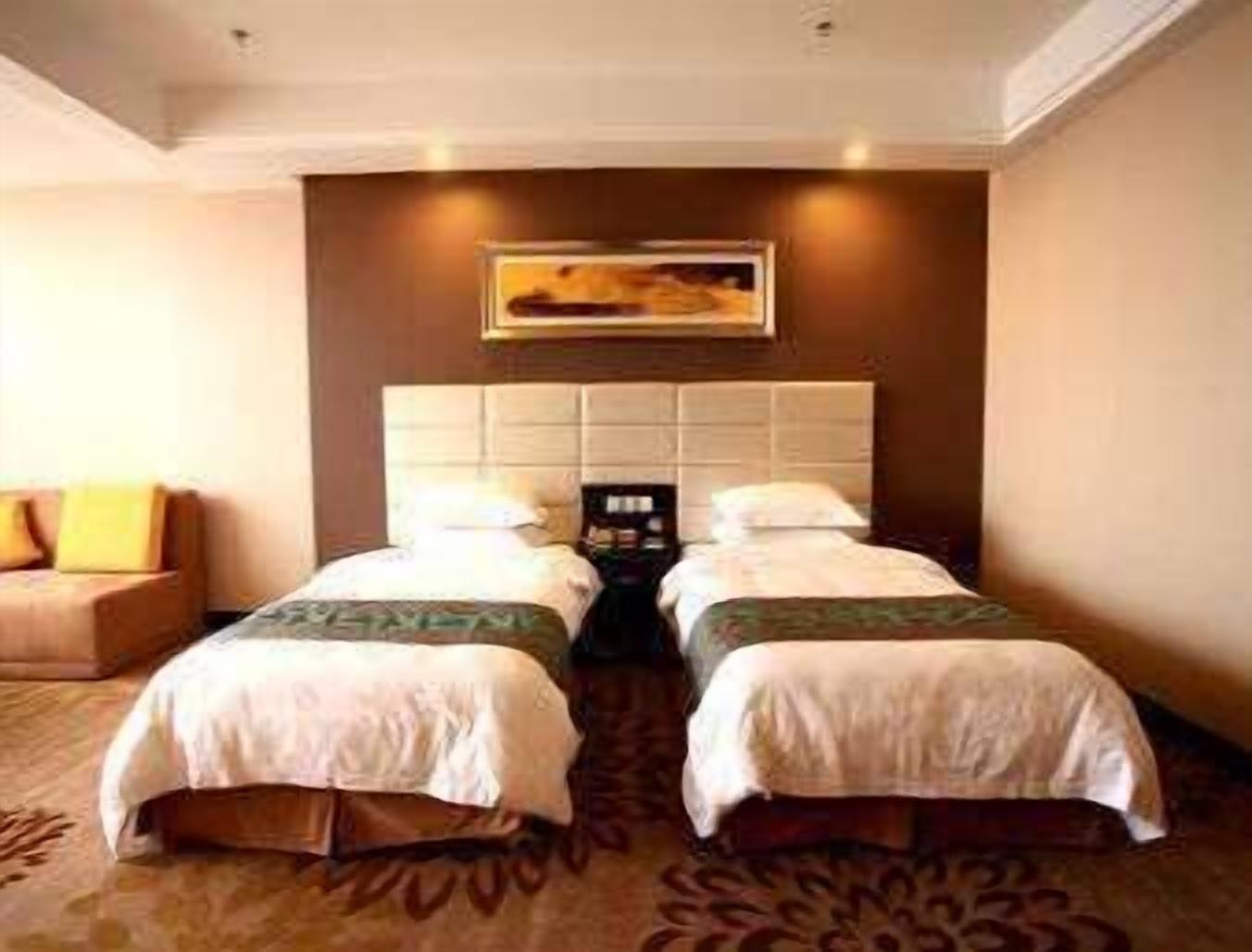 מלון Ramada Linyi North מראה חיצוני תמונה