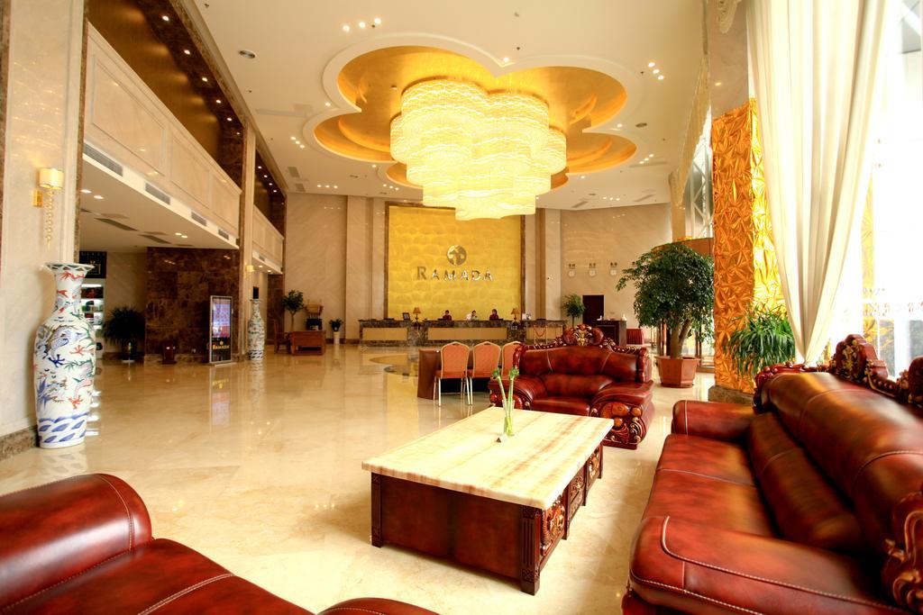 מלון Ramada Linyi North מראה חיצוני תמונה