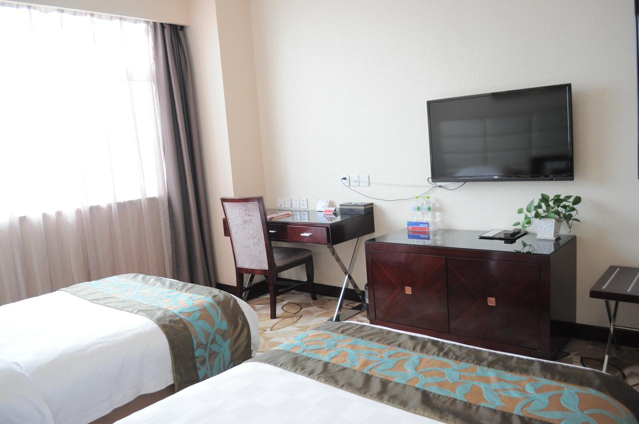 מלון Ramada Linyi North מראה חיצוני תמונה